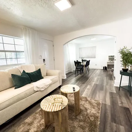 Villa 2B1B Stylish Little House W Shared Pool 511 Clearwater Exterior foto