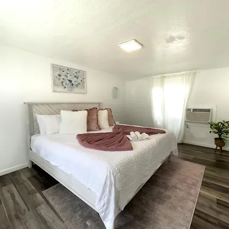 Villa 2B1B Stylish Little House W Shared Pool 511 Clearwater Exterior foto