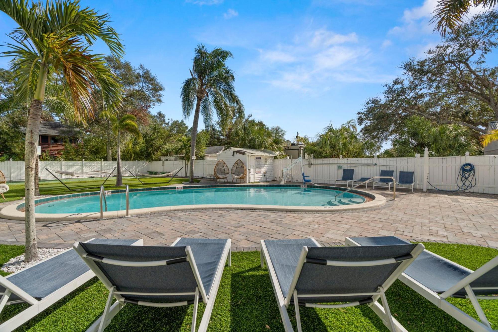 Ferienhaus 2b1b Stylish Little House W Shared Pool 511 Clearwater